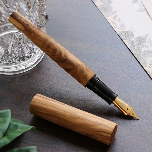 Wancher Sekai World Tree Olive Wood Fountain Pen