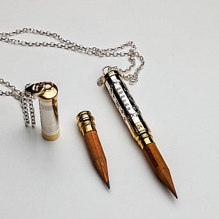 Yard O Led Piccadilly Necklace Rose Garden Pattern Pencil