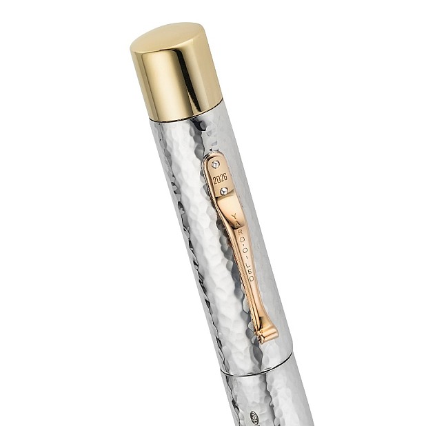 Yard O Led The Grand Sterling Silver Martelé Reservoarpenna