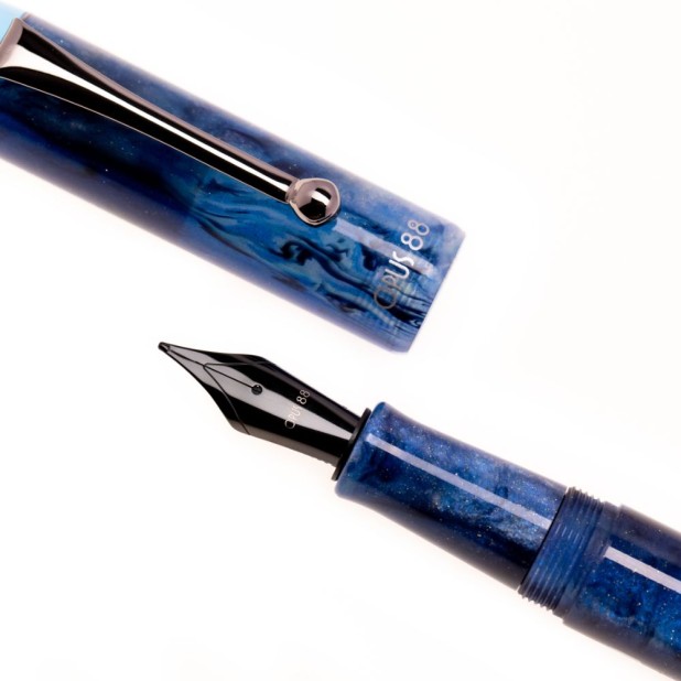Opus 88 Demonstrator Sapphire reservoarpenna
