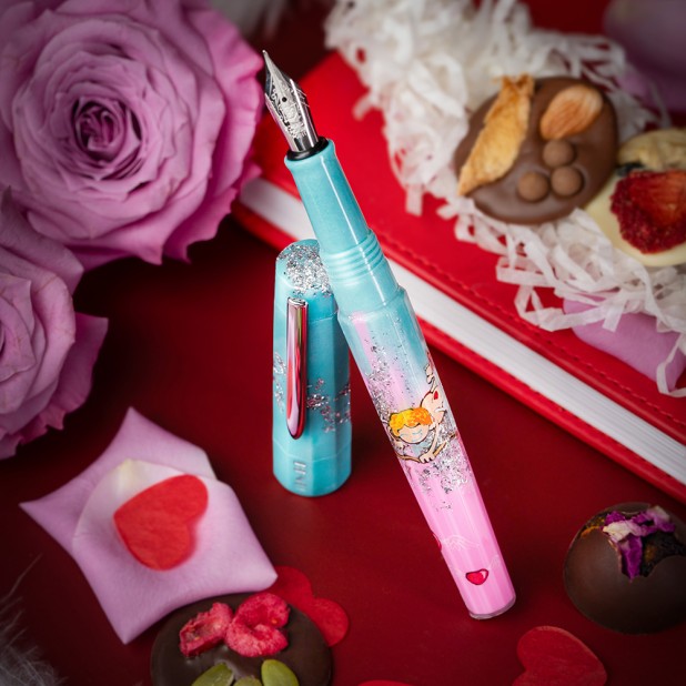 Caneta-tinteiro Benu Euphoria Love's Little Lark LE