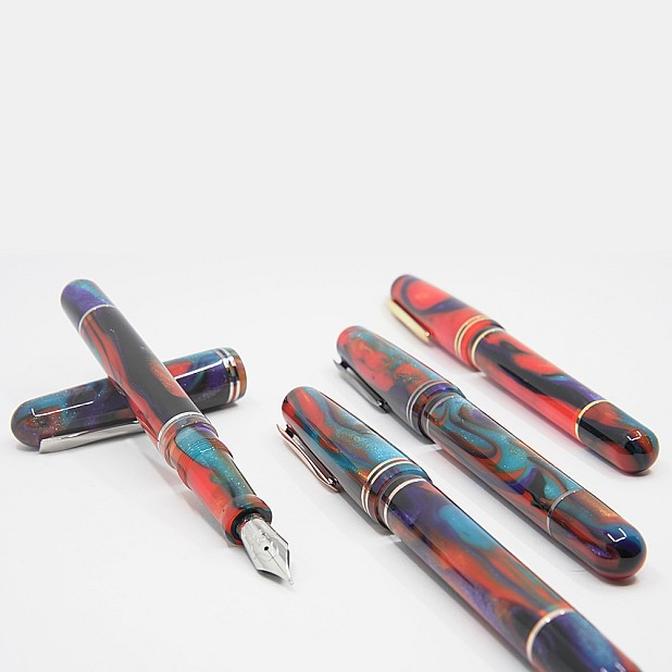 Caneta de tinta permanente Gioia Métis Iride GT