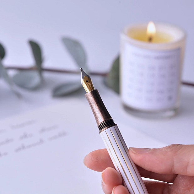 Laban Antiek II Wit Vulpen
