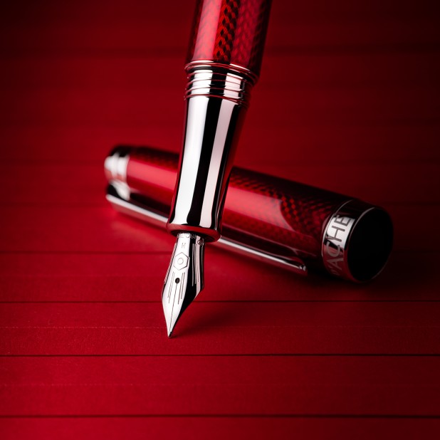 Caneta de tinta permanente Caran d'Ache Léman Rouge Carmin