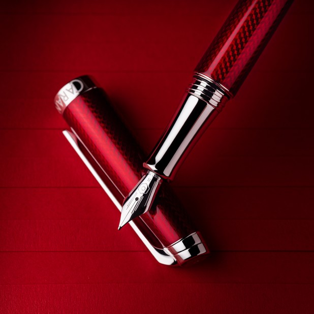 Caneta de tinta permanente Caran d'Ache Léman Rouge Carmin