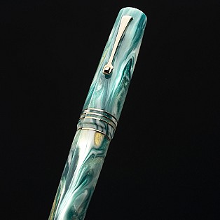 Caneta de tinta permanente Leonardo Momento Zero Grande 2.0 Galattica Planetary Nebula GT Caneta de tinta permanente Leonardo Momento Zero Grande 2.0 Galattica Planetary Nebula GT