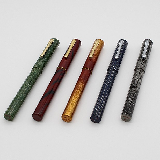 Taccia Hare-hi Waki-en Vulpen Taccia Hare-hi Waki-en Vulpen