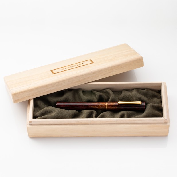 Taccia Hyakko Hisho II Tomoshibi Fountain pen