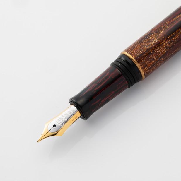 Taccia Hyakko Hisho II Tomoshibi Fountain pen