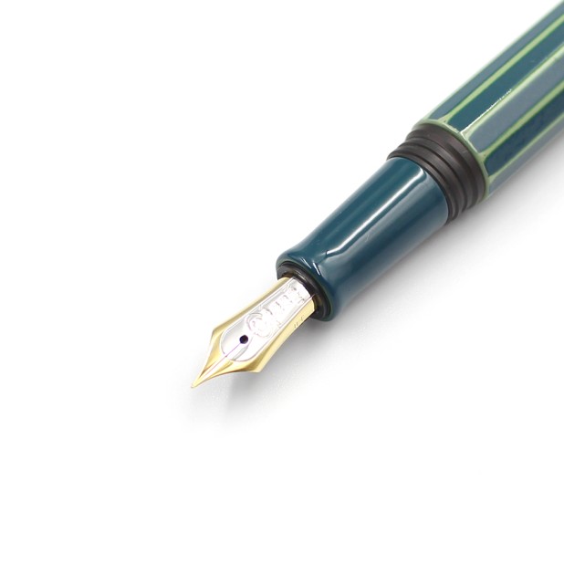 Taccia Kaku-Tate Ryu-ryoku Stylo plume vert
