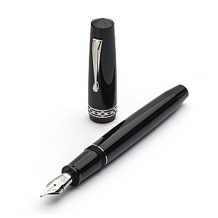 Caneta de tinta permanente Radius Settimo Nero Essenza Lucido ST