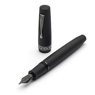 Caneta de tinta permanente Radius Settimo Nero Essenza Opaco RT