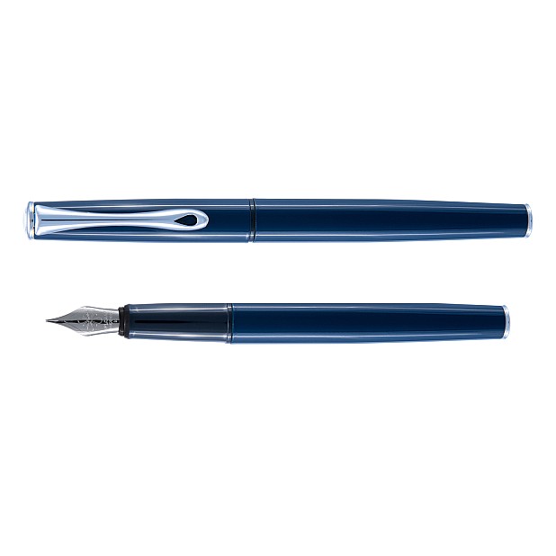 Diplomat Esteem Dark Blue Laque Fountain pen