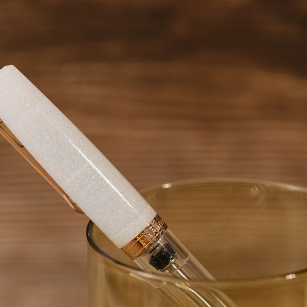 Pluma Estilográfica Nahvalur Original Plus Matira Quartz RGT
