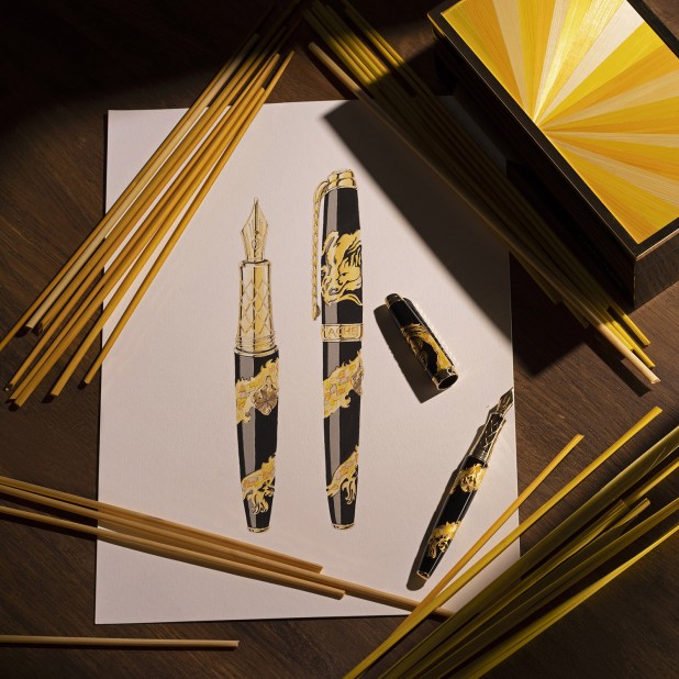 Caneta-tinteiro Caran d'Ache Straw Marquetry Dragon 2024 LE