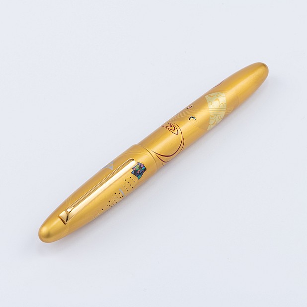 Taccia Kin-ji Maki-e Urushi Gyoku-in Biwa Pluma estilográfica