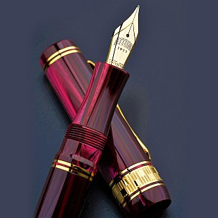 Caneta-tinteiro Nettuno 1911 Superba Ruby Celluloid