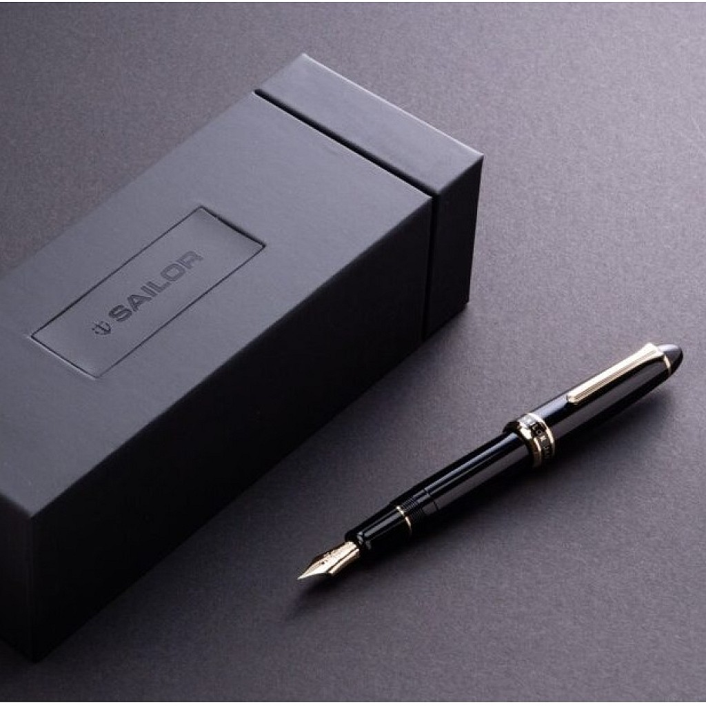 Sailor 1911L Black GT Naginata Emperor Fountain pen