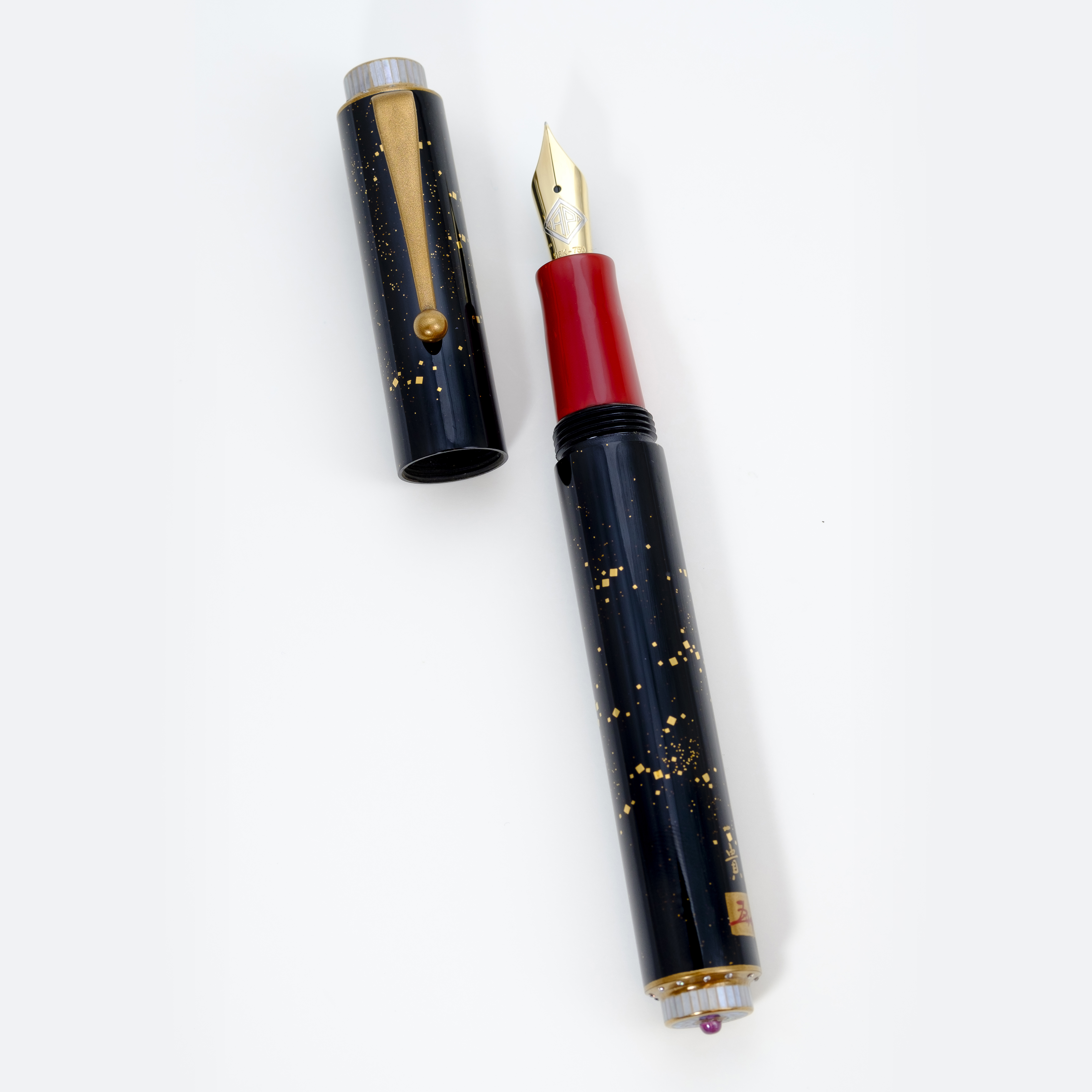 AP Limited Editions Maki-e The Writer Imperial Splendor Fountain pen AP Limited Editions Maki-e The Writer Imperial Splendor Fountain pen