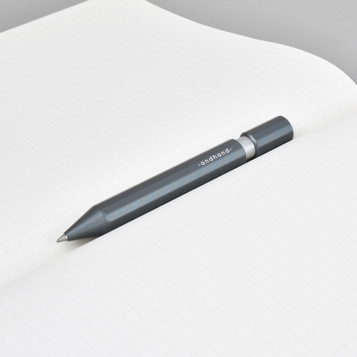Andhand Aspect Slate Grey Bolígrafo