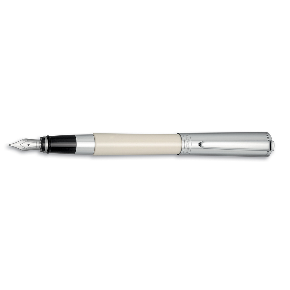 Aurora TU White and Chrome Fountain pen Aurora TU White and Chrome Fountain pen