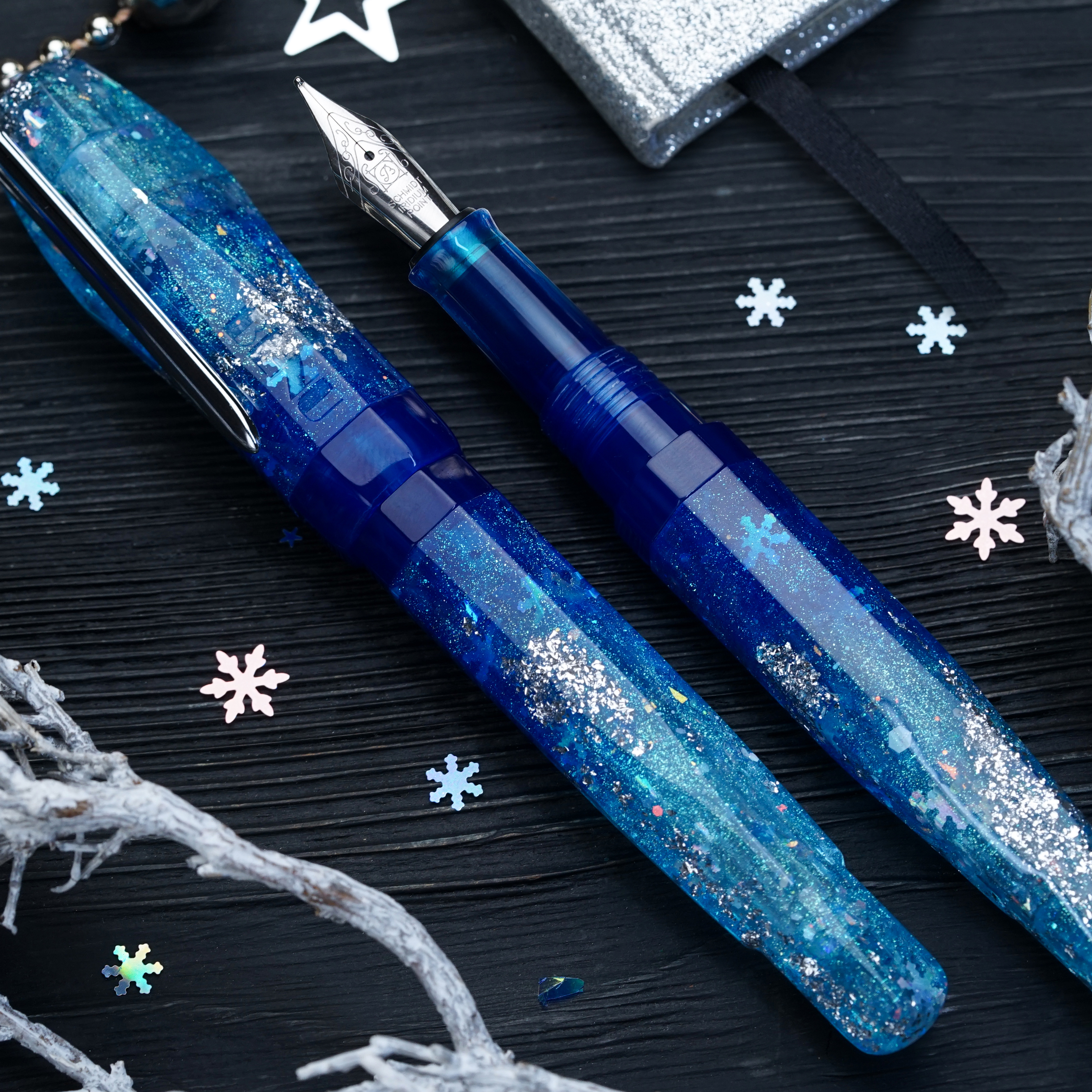 Benu Astrogem Christmas Limited Edition Fountain pen Benu Astrogem Christmas Limited Edition Fountain pen