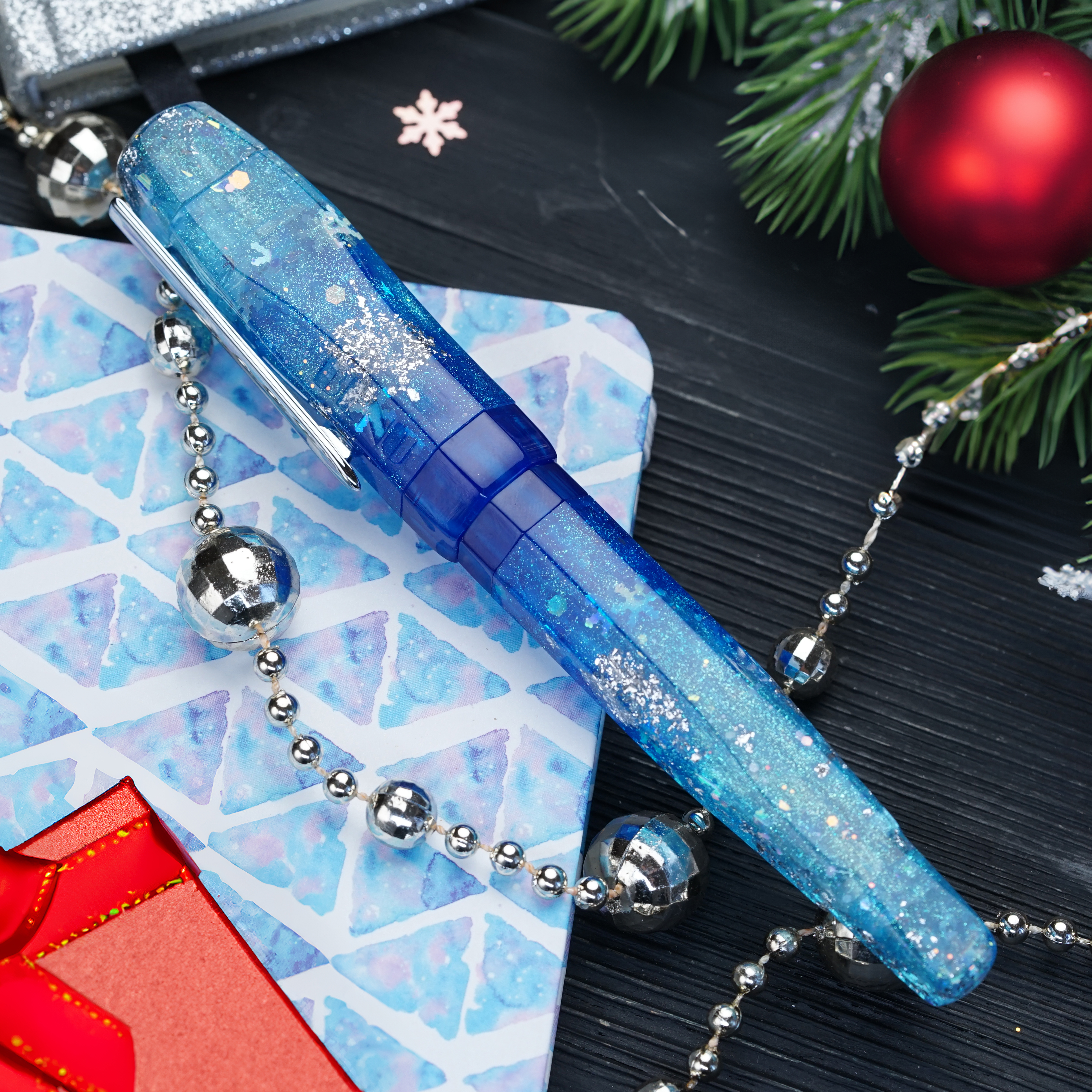 Benu Astrogem Christmas Limited Edition Fountain pen Benu Astrogem Christmas Limited Edition Fountain pen