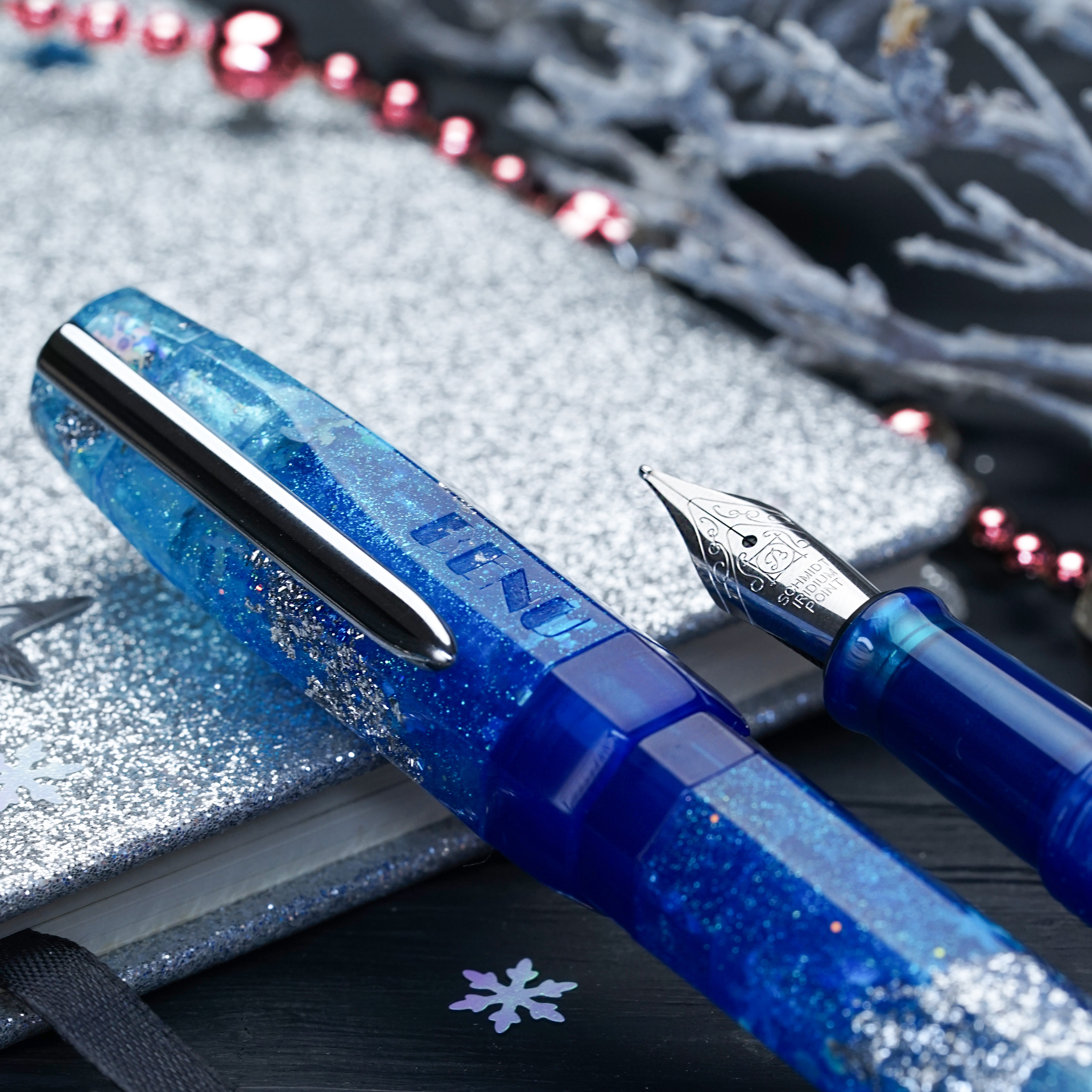 Benu Astrogem Christmas Limited Edition Fountain pen Benu Astrogem Christmas Limited Edition Fountain pen