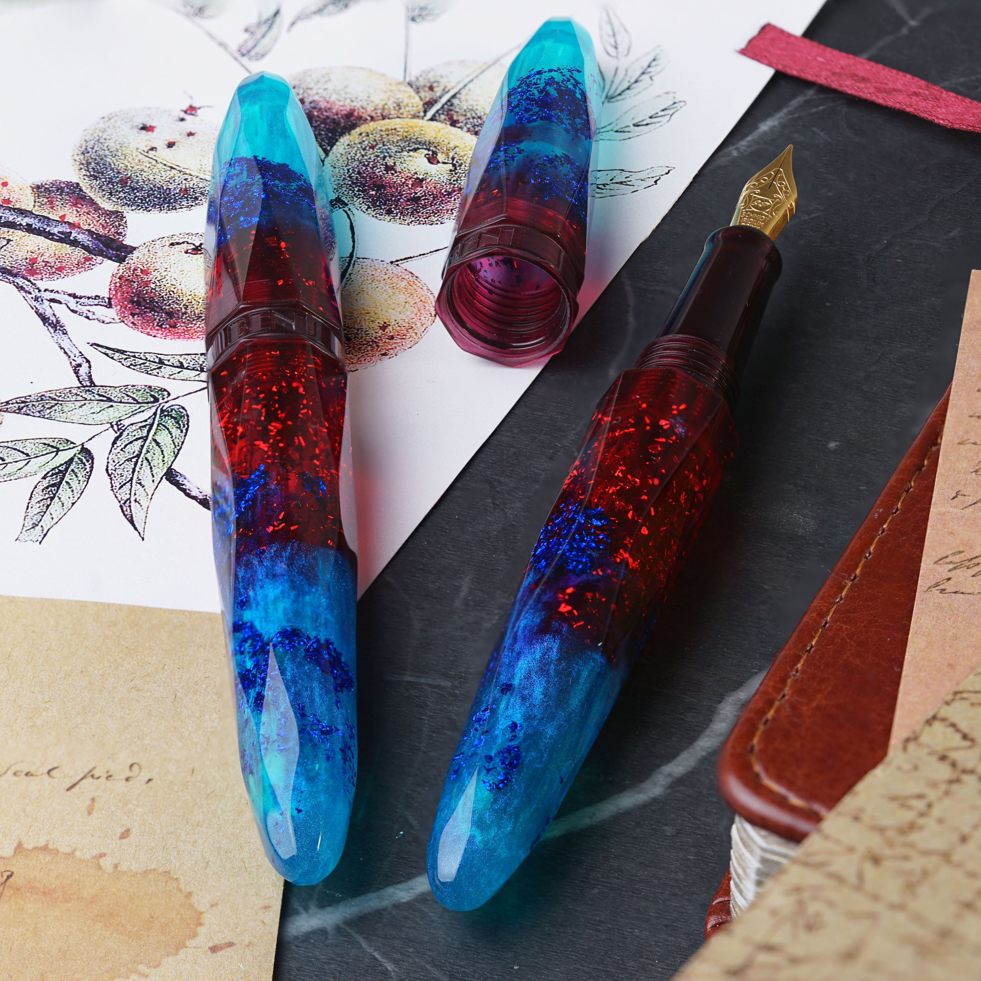 Benu Briolette Fiery Azure Fountain pen Benu Briolette Fiery Azure Fountain pen