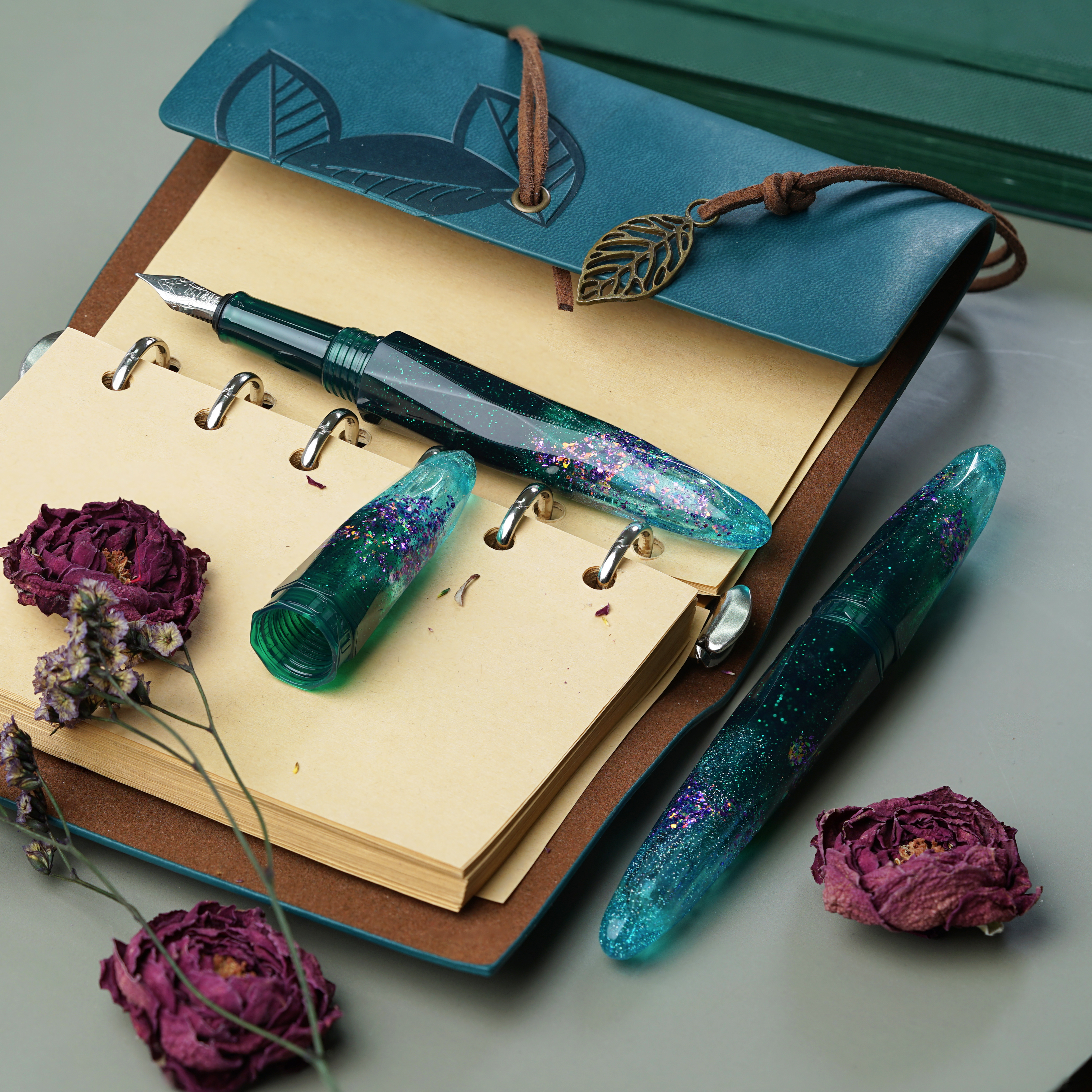 Benu Briolette Starlit Oasis Fountain pen Benu Briolette Starlit Oasis Fountain pen