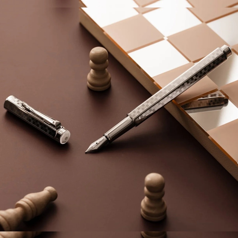 Caran d'Ache Ecridor Damier Grey Silver Fountain pen