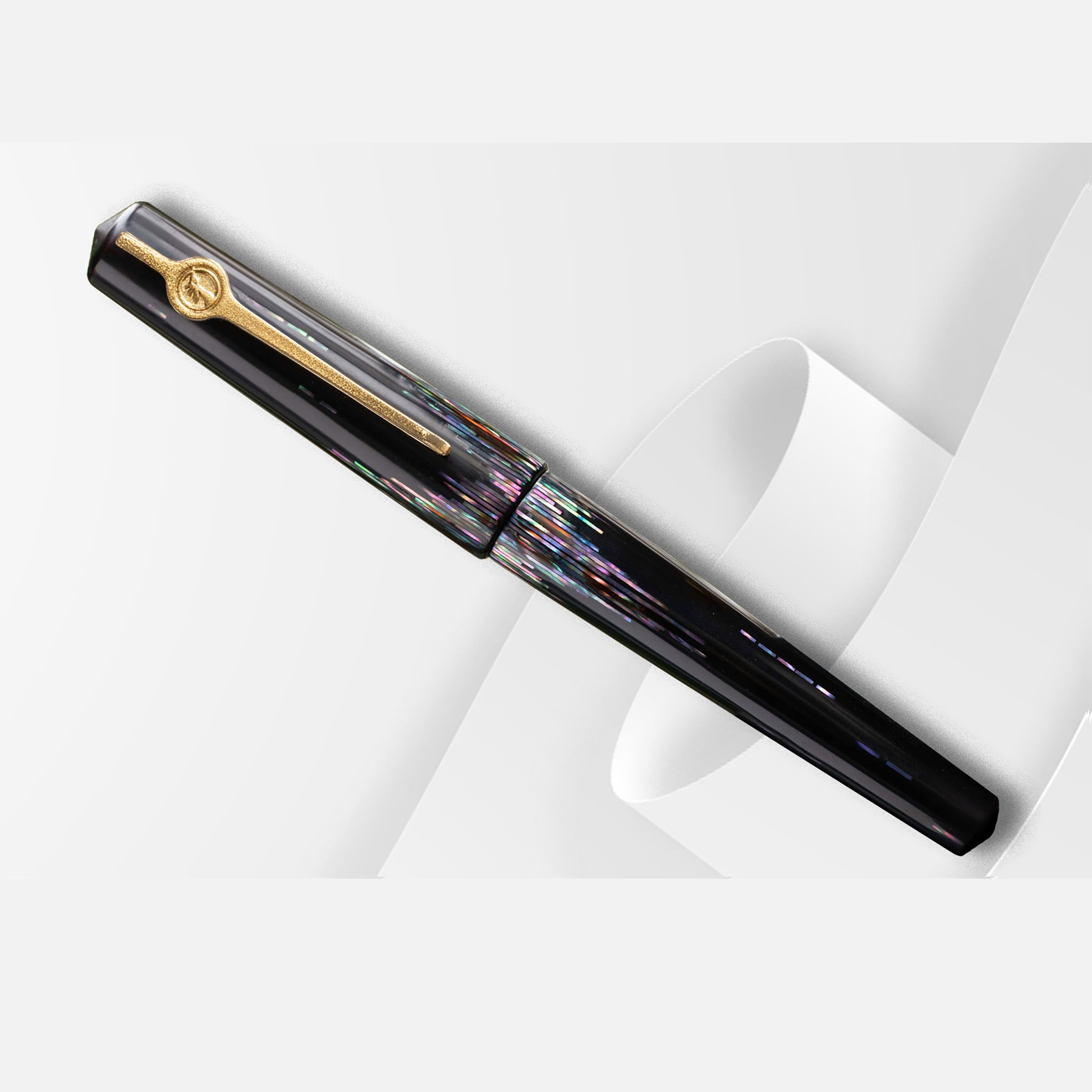 ConCoPens Mother-of-Pearl Lacquer Inlay Aurora Füllfederhalter