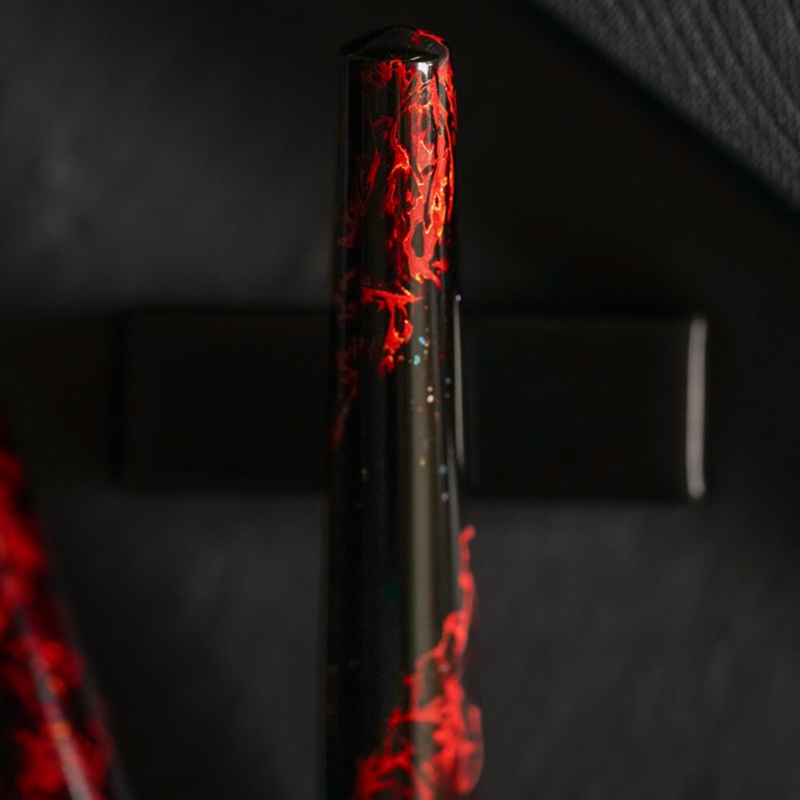 ConCoPens Vietnamese Lacquer Inferno Plumo Estilográfica