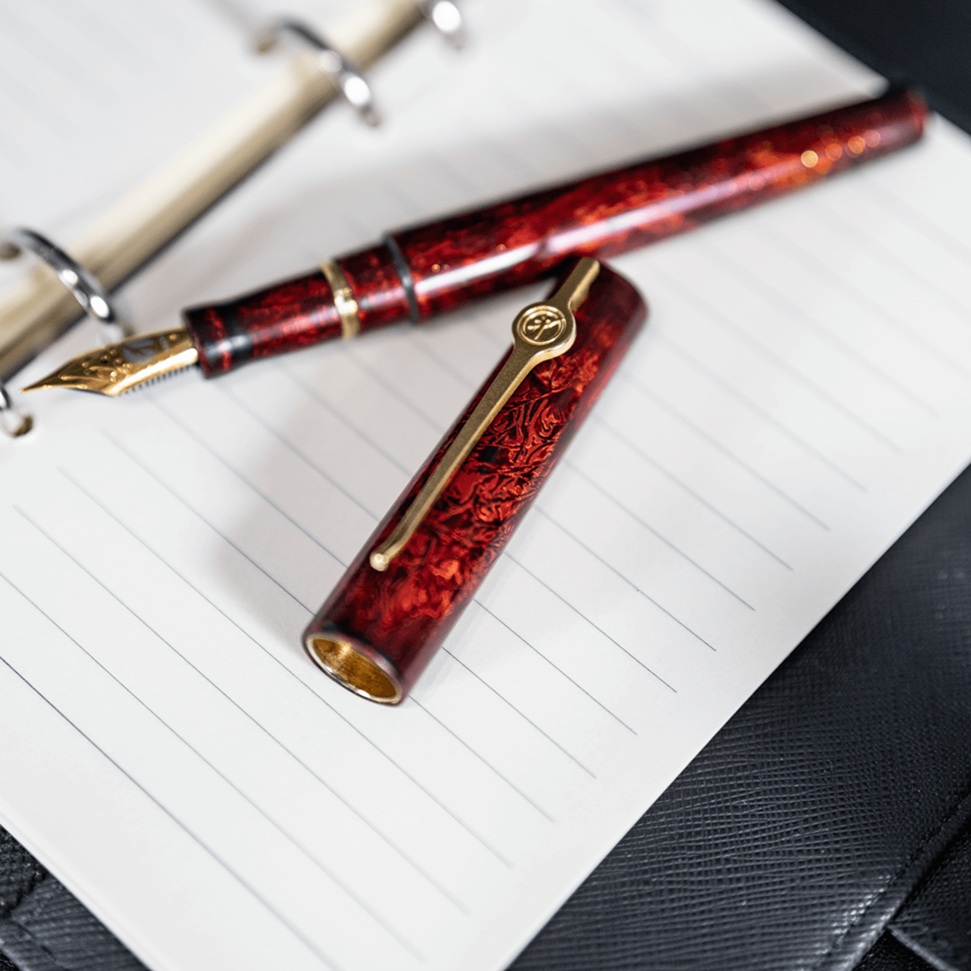 ConCoPens Vietnamese Lacquer Lava Reservoarpenna