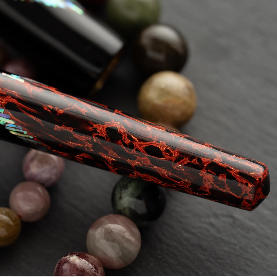 ConCoPens Vietnamese Lacquer Pyre Plumo Estilográfica