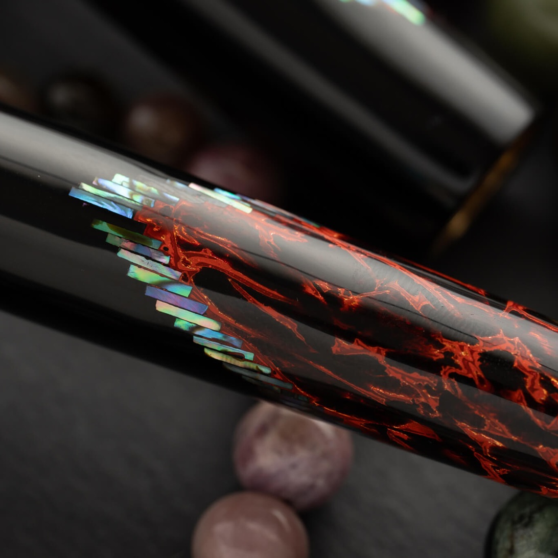 ConCoPens Vietnamese Lacquer Pyre Plumo Estilográfica