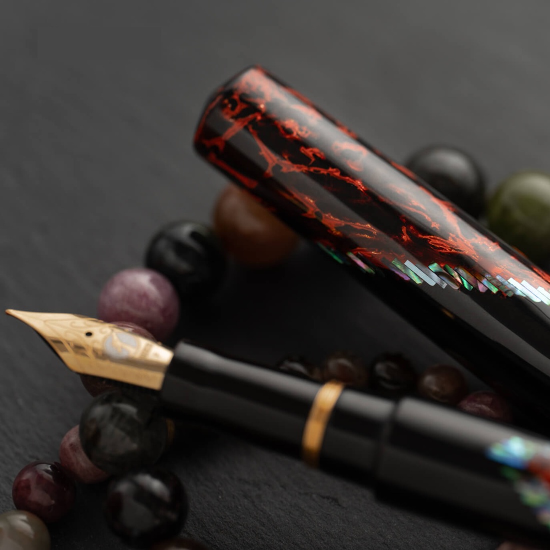 ConCoPens Vietnamese Lacquer Pyre Plumo Estilográfica