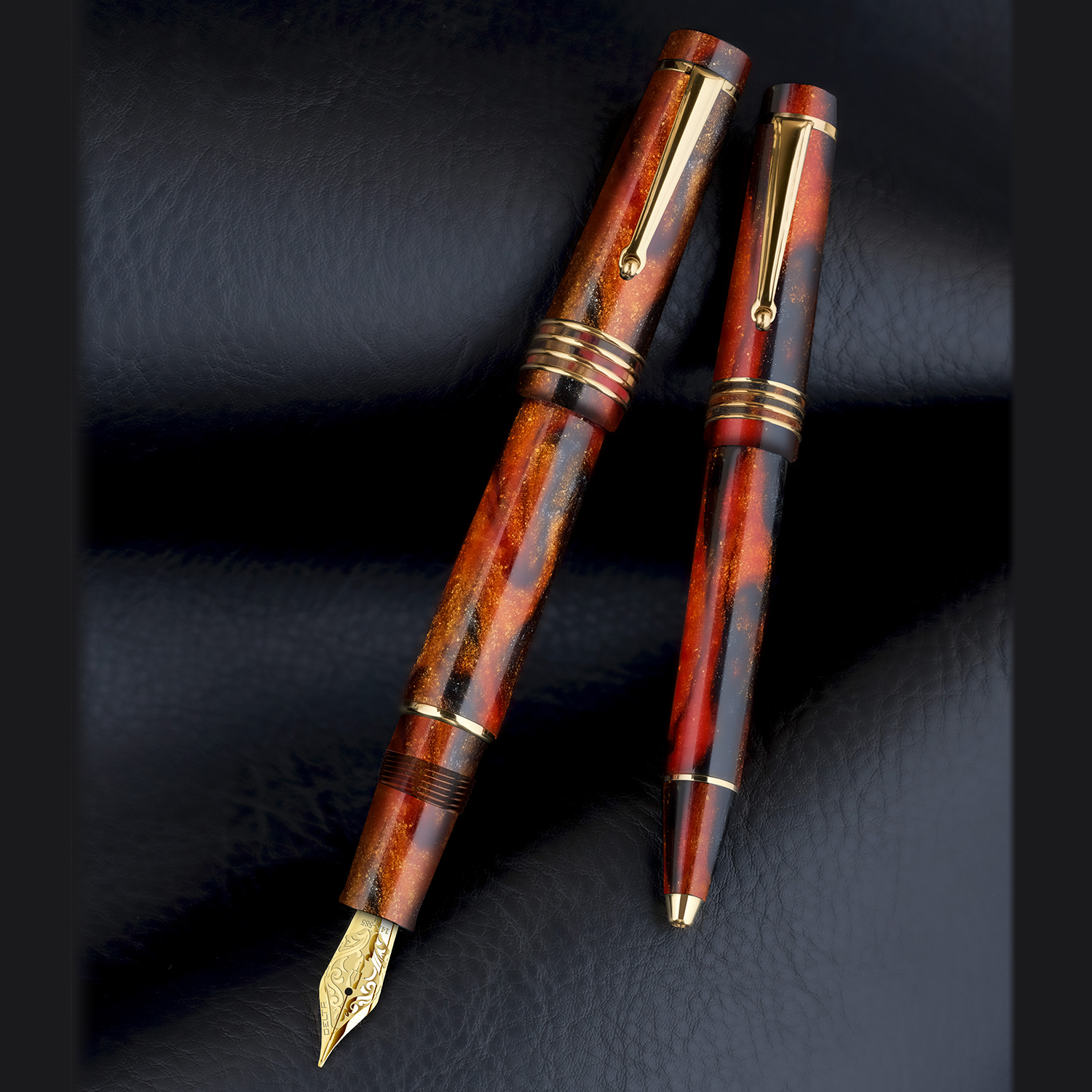 Delta Dolce Vita 2.0 Glow Up ORO by Jonathon Brooks Mid-Size GT Fountain pen