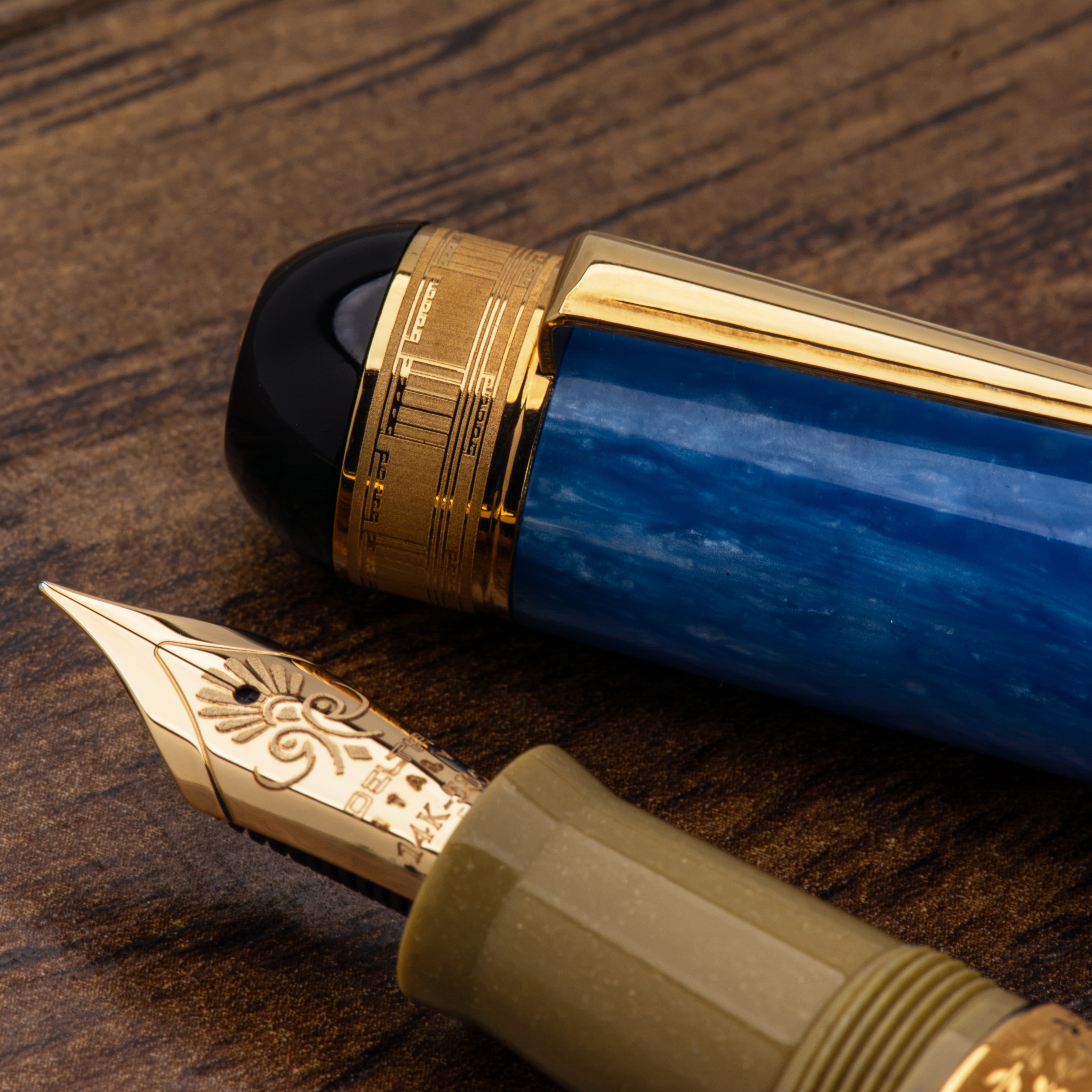 Delta Paestum Limited Edition GT Stylo Plume
