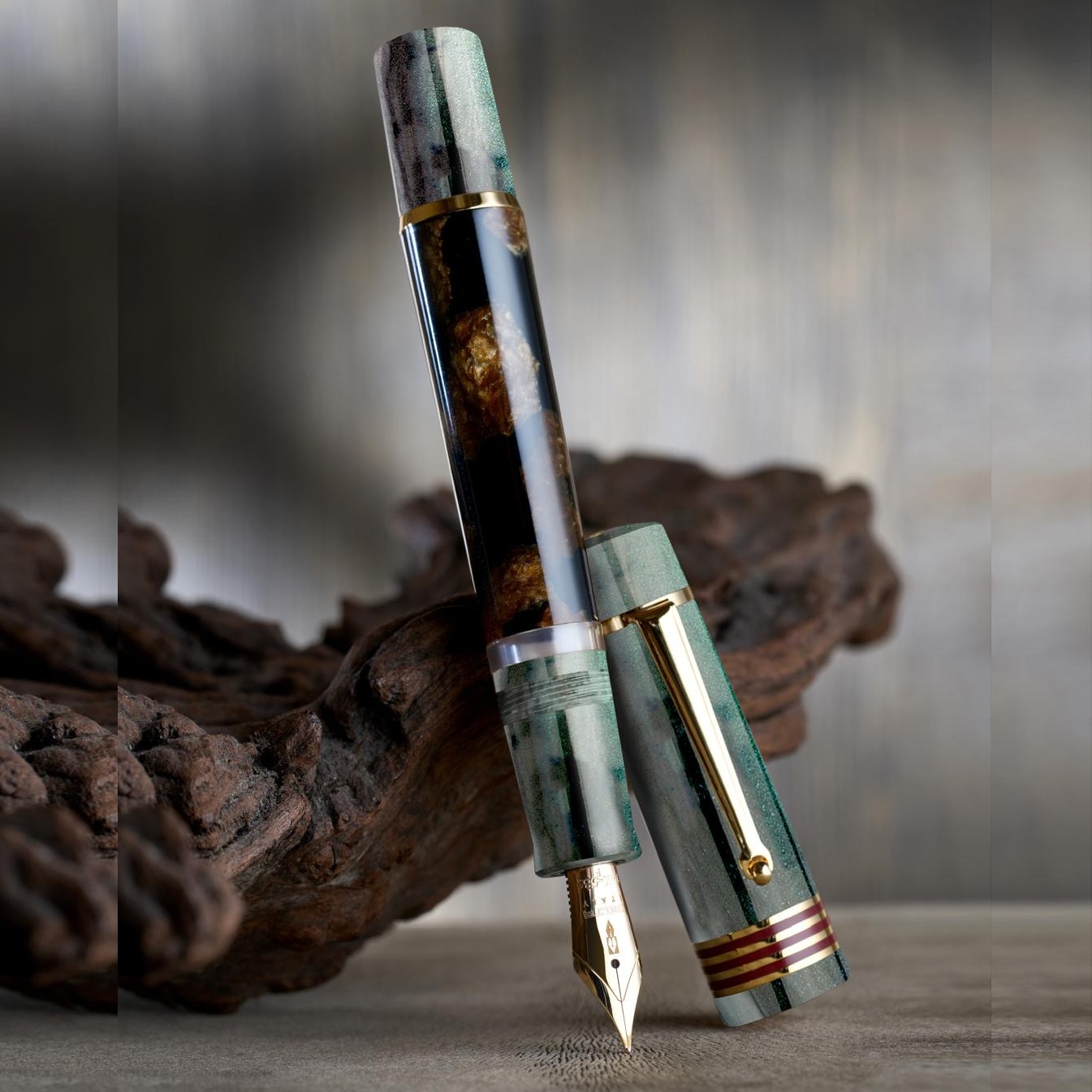 Delta Winter Stone LE GT Fountain pen