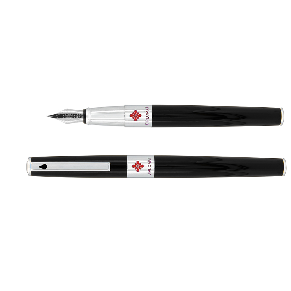 Diplomat CLR Black Lacquer Fountain pen Diplomat CLR Black Lacquer Fountain pen