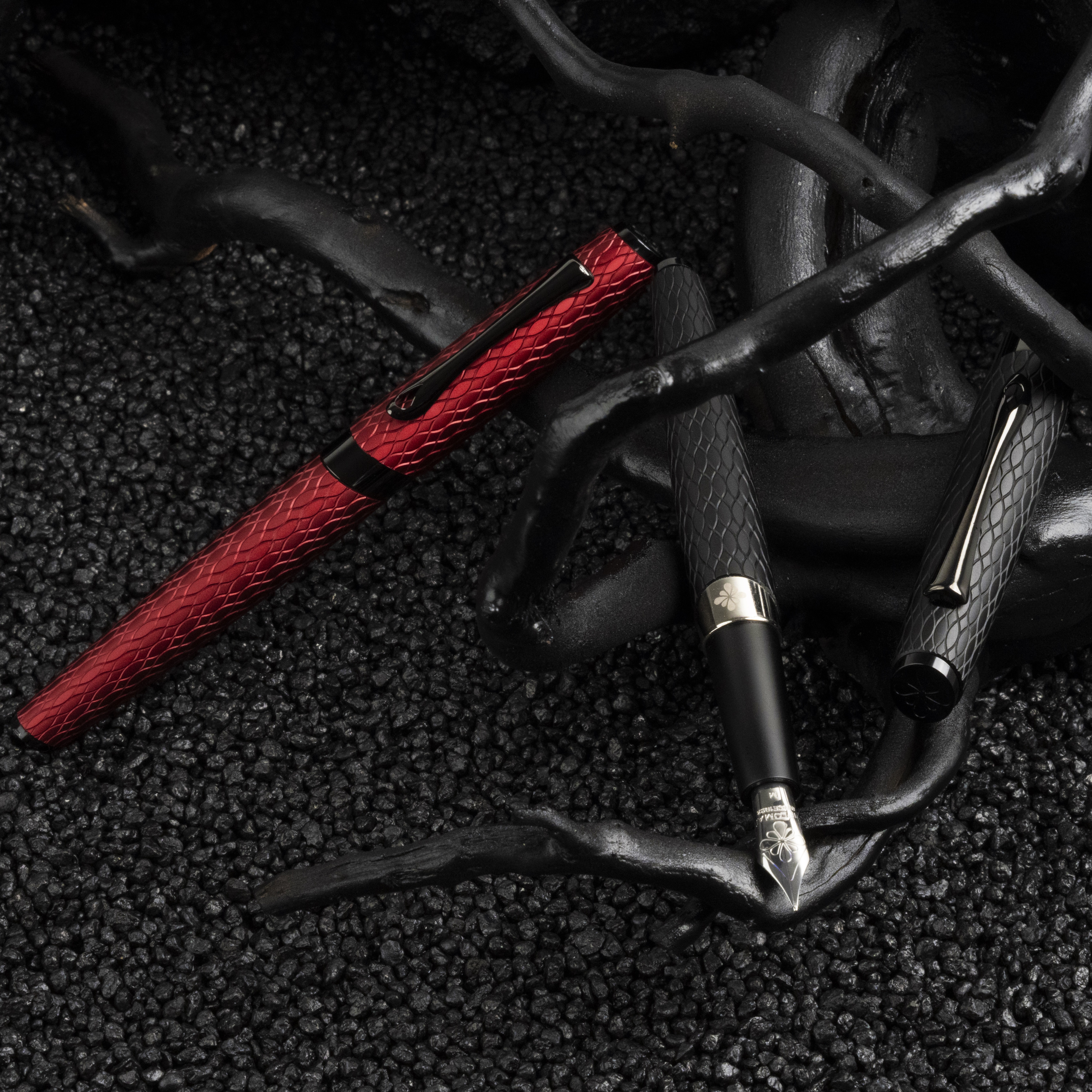 Diplomat Cobra Burgundy Red Guilloche Rollerball