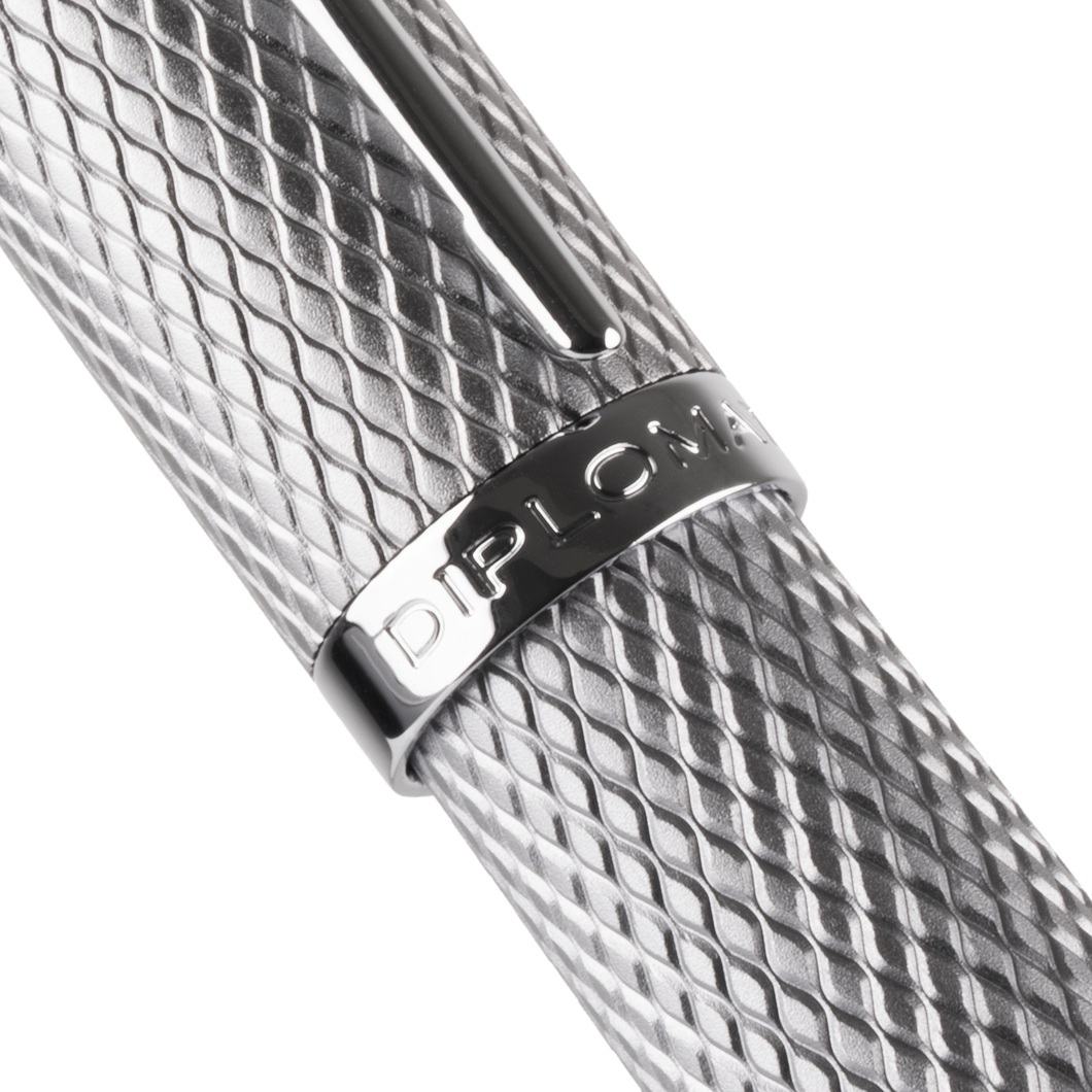 Diplomat Viper Silver Guilloche Stylo Plume