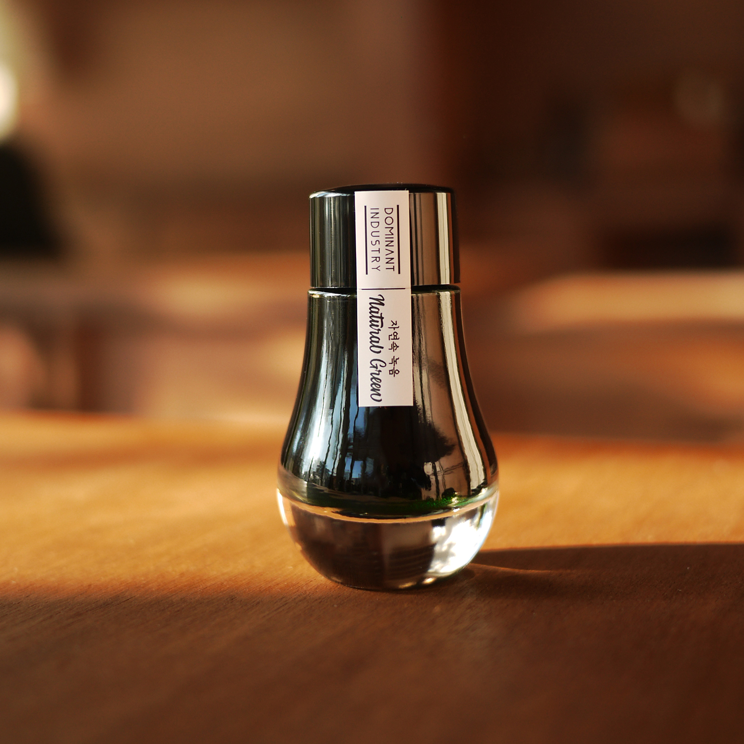 Dominant Industry Pearl No.007 Natural Green 25ml Ink Bottle Dominant Industry Pearl No.007 Natural Green 25ml Ink Bottle