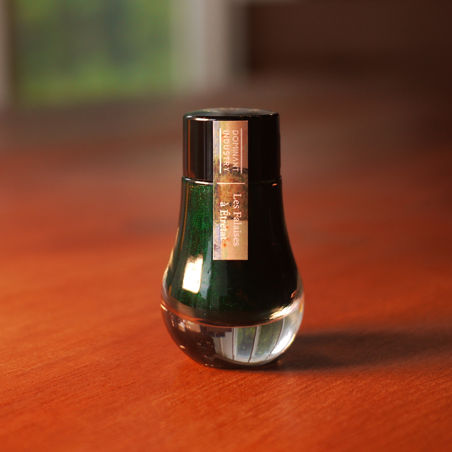 Dominant Industry Pearl No.028 Les Falaises a Etretat 25ml Inktpot