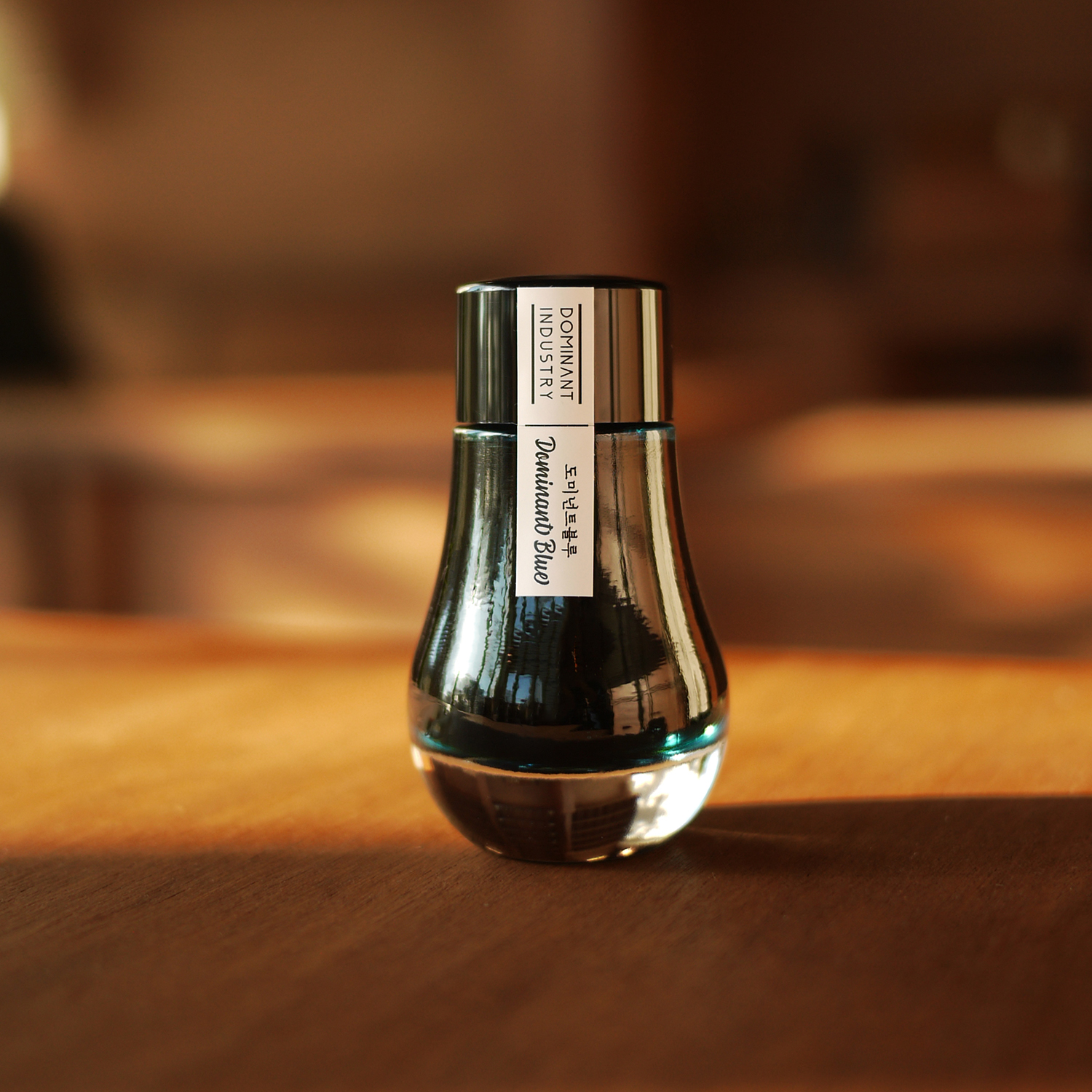 Dominant Industry Standard No.104 Dominant Blue 25ml Ink Bottle Dominant Industry Standard No.104 Dominant Blue 25ml Ink Bottle