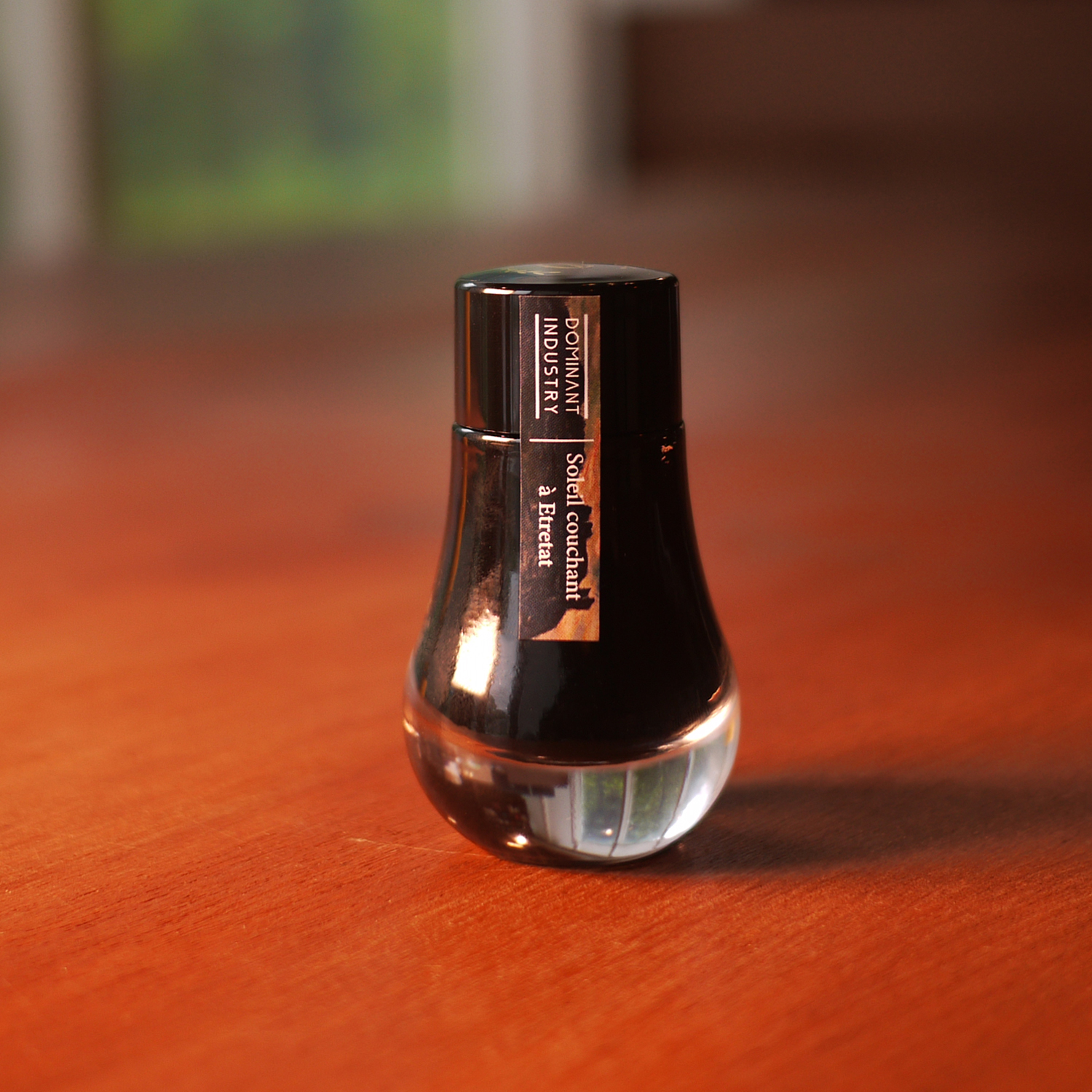 Dominant Industry Standard No.120 Soleil Couchan a Etretat 25ml Ink Bottle Dominant Industry Standard No.120 Soleil Couchan a Etretat 25ml Ink Bottle