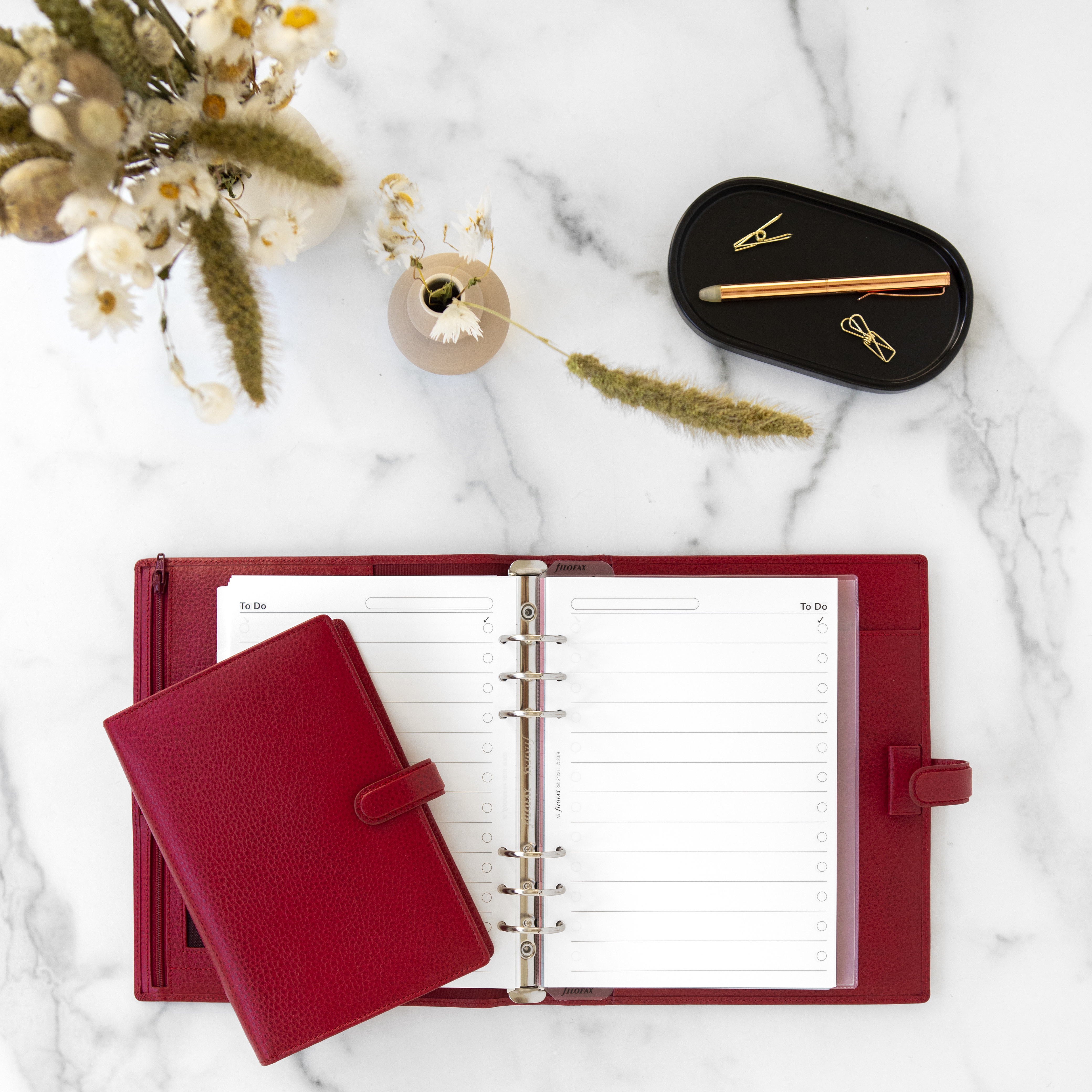 Filofax Finsbury Scarlet A5 Organizer