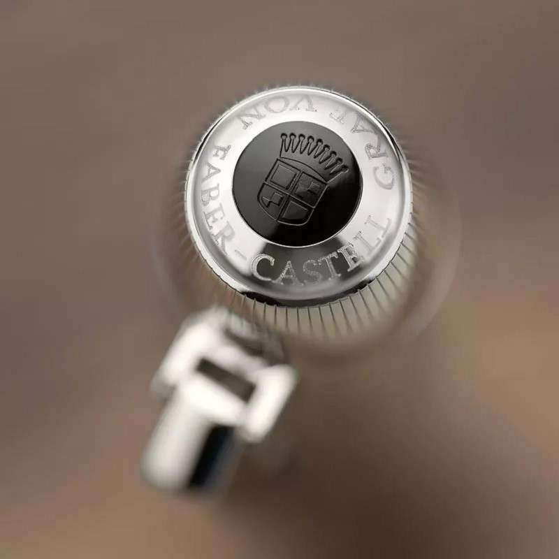 Graf von Faber-Castell Magnum Caucasian Walnut Stylo Plume