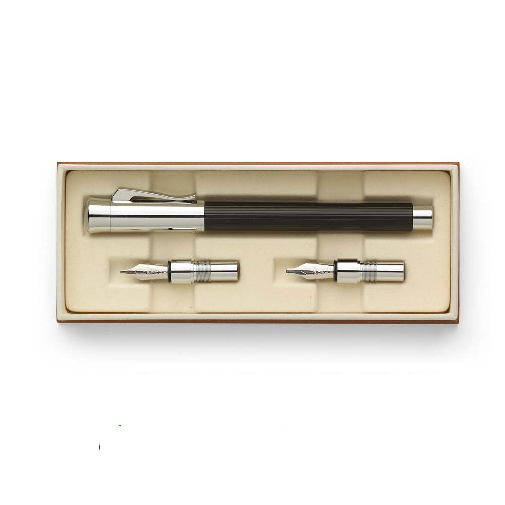 Graf von Faber-Castell Tamitio Black Calligraphy Fountain pen Graf von Faber-Castell Tamitio Black Calligraphy Fountain pen